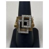Sz 6 Gold Tone Ring w/ Diamonds
