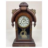 Vintage New Haven Clock Co. Mantle Clock w/ Key