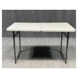 Academy 4ft Folding Table
