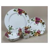 Royal Albert 'Country Rose' 32pc China Set