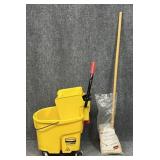Rubbermaid Mop & Rolling Mop Bucket