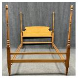 Full Size Poster Bed