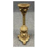 Resin Fern Stand w/ Ball & Claw Feet