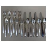 Rogers Oneida "Capri" Flatware|16 pc