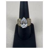 Sz 8 Sterling Silver Ring w/ Stones