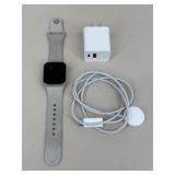 Aluminum Case Apple Watch SE 40mm W/ Charger