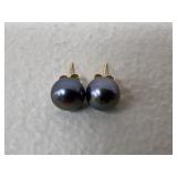 14k Gold Earrings w/ Pearls