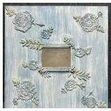 Dimensional Floral Frame w/ (5x7) Openning