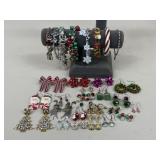 Holiday Costume Jewelry / 27 pc