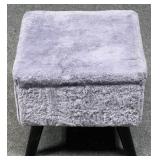 Ottoman/Footstool w / Storage