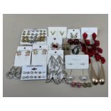 Costume Earrings / 16 Pairs