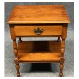 Nightstand or Side Table w / Drawer
