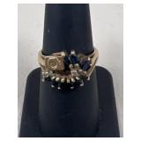 Sz 7.5 14k Gold Ring w/ Diamonds & Sapphires