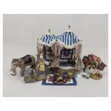 Fontanini Kingï¿½s Pavilion W/ Accessories / 14 pc