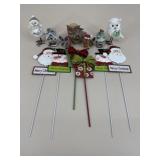 Assorted Christmas Decor / 13 pc