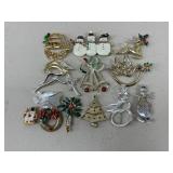 Holiday Brooches / 13 pc