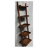 Wood Leaning Shelf