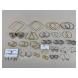 Gold & Silver Tone Costume Earrings / 30 Pair