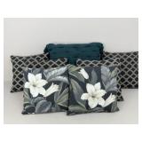 Hampton Bay Outdoor Accent Pillows / 7 pc
