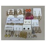 Costume Earrings / 20 pc