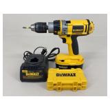 Dewalt 1/2' Cordless Drill/Charger/Drill Bits