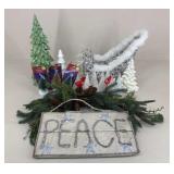 Assorted Christmas Decor / 17 pc