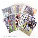 Autographed Chicago Bears Pictures (22+1)