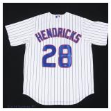 Cubs Kyle Hendricks Signed Jersey (Schwartz)