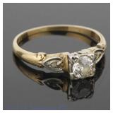 14K Y Gold And White Sapphire Ring