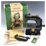 Singer Sewhandy Mod 20 Child's Sewing Machine CIB