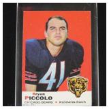 1969 Topps #26 Brian Piccolo Rookie Football Card