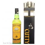 2003 Cutty Sark Scotch & 4 Shot Glasses Gift Set