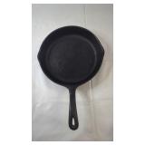 Cast Iron Skillet Frying PanClassic cast iron