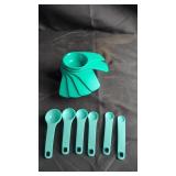 Tupperware Measuring Cups & Spoons