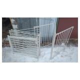 Folding Metal Pet GateFolding metal pet gate