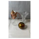 Decorative glassware assortment including a clear