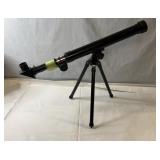Astronomical telescope with adjustable tripod