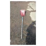Square Point ShovelSquare point shovel with