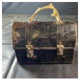 Vintage metal lunchbox/toolbox with hinged lid,