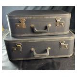 Vintage matching hard shell suitcase set in black