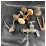 Assorted vintage hardware lot including metal