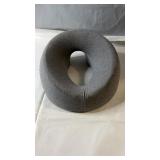 Ergonomic memory foam face-down pillow with