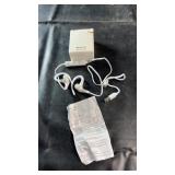 Wireless Bluetooth earbuds with over-ear hooks,