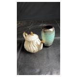 Sadler England ceramic teapot with gold-tone