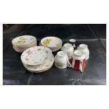 Assorted vintage china lot including multiple