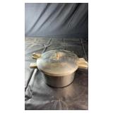 Vintage aluminum pressure cooker with locking lid