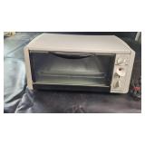 Proctor Silex Countertop Toaster OvenCompact