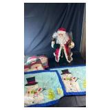 Christmas Décor Collection with Santa Figure &
