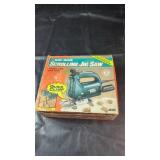 Black & Decker Scrolling Jig Saw with BoxTackle