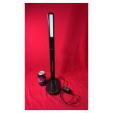 Lastar LED desk lamp with adjustable light arm